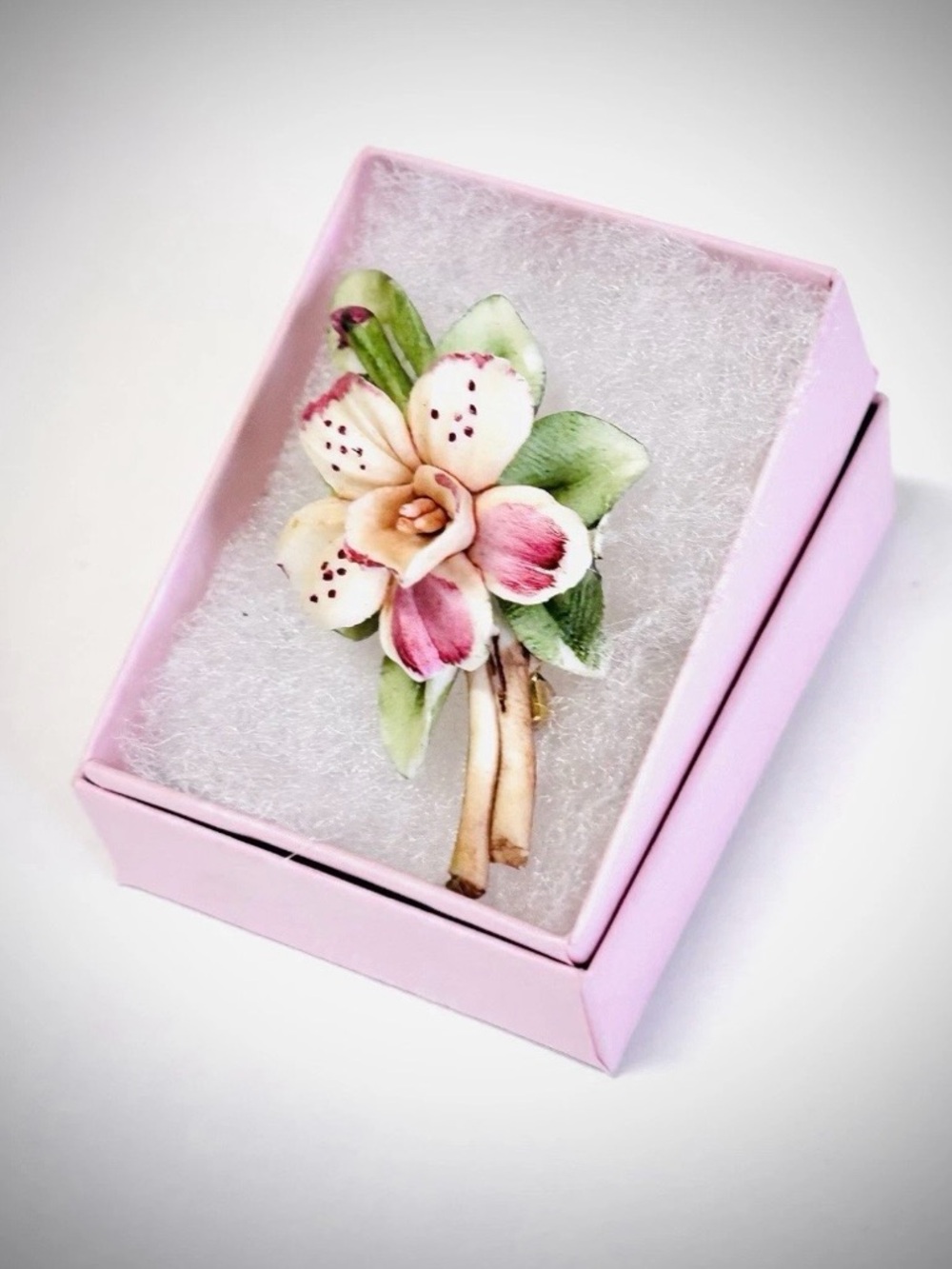 Vintage Capodimonte Hand Painted Orchid Fine Porcelain Flower. ITALY
